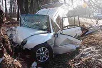 В жуткой автокатастрофе в винницкой области погибли депутат одесского облсовета сергей хмельнюк, управлявший своим джипом «лексус», и трое его пассажиров