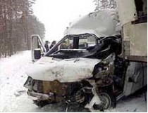Выехавший на встречную полосу прицеп грузовика убил водителя и двоих пассажиров маршрутки «малин-киев»