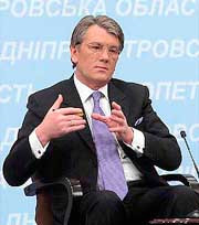 Виктор ющенко: «жаль времени, которое мы можем потратить на болтовню»