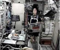 Астронавтка сунита уильямс впервые в мире совершила марафонский забег в космосе
