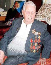 Донецкий ветеран, отметивший в день победы свой 102-й день рождения, все еще не прочь&#133; Найти спутницу жизни