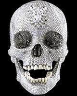 Платиновый череп, украшенный 8601 бриллиантом, продан за 100 миллионов долларов