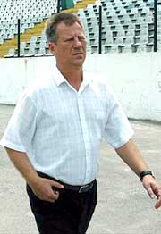 Александр ищенко во второй раз за последние четыре месяца покинул пост главного тренера львовских «карпат»