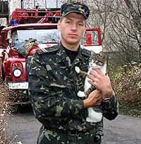 В полтавской области кот аркаша спас семью во время пожара