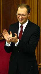 Виктор ющенко: «я уверен, что арсений петрович каждой фиброй чувствует, что является спикером всего парламента, а не только большинства или некоторых политических сил»