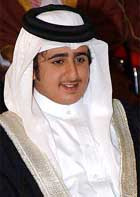 Сын короля бахрейна разбился, врезавшись на автомобиле в светофор