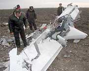 За несколько мгновений до трагедии пилоты разбившегося в николаевской области спортивного самолета пытались сбросить балласт?