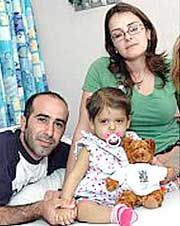 Американские врачи пересадили годовалой израильской девочке сразу шесть внутренних органов