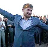 Премьер-министр чечни рамзан кадыров пообещал, что отдаст чеченским детям подаренный ему на 30-летие «феррари» стоимостью 450 тысяч долларов