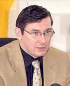 Юрий луценко: «я буду судиться за свою честь и достоинство, потому что я не являюсь коррупционером»