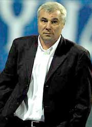 Анатолий демьяненко остался на посту главного тренера киевского «динамо»