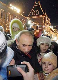 Владимир путин будет встречать новый год на даче в ново-огарево и уже 2 января выйдет на работу