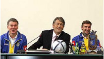 Виктор ющенко: «у меня только одна просьба: надо выигрывать чемпионат мира. Это того стоит, это оригинально»