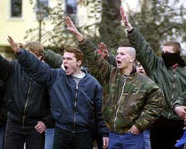 «сука! Жид! Наших бьют»,&nbsp;— орали полтора десятка бритоголовых молодчиков, избивая киевского студента ботинками с металлическими носками