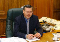 В пятницу, 25 марта, на прямой линии «фактов» побывает министр обороны анатолий гриценко