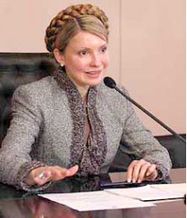 Премьер-министр юлия тимошенко: «меня часто вынуждают отмахиваться лопатой, но я не могу себе этого позволить: я должна копать»