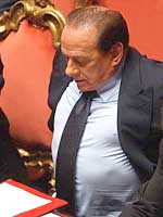 Премьер-министр италии и близкий друг андрея шевченко сильвио берлускони ушел в отставку