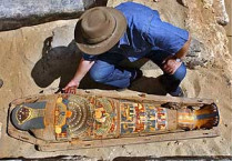 Близ каира нашли мумию, возраст которой составляет 2300 лет