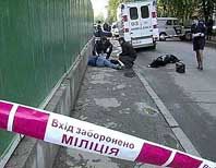 «убитый мужчина, которого в теленовостях назвали криминальным авторитетом виктором рыбалко, был нашим постоянным клиентом, но представлялся он ивановым», -