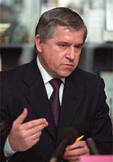 Сегодня на прямой линии в «фактах» побывает первый вице-премьер-министр украины анатолий кинах