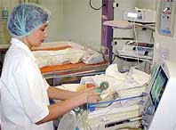 Полтора часа врачи обесточенной донецкой областной клинической больницы вручную вентилировали легкие тяжелым пациентам реанимационного и родильного отделений