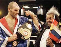 Николай валуев стал первым в истории российским супертяжеловесом, выигравшим звание чемпиона мира wba