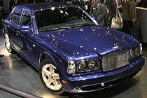 Филипп киркоров подарил алле пугачевой роскошный лимузин «бентли» за 800 тысяч долларов