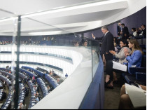 Петр Порошенко с командой в Европарламенте