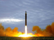 Ким Чен Ын напомнил о себе: КНДР запустила две неопознанные ракеты 