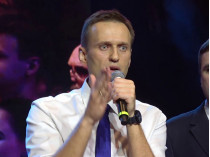 Навальный на митинге
