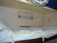 Ложки, полотенца и даже подушки: стало известно, что чаще всего крадут украинцы в поездах "Укрзалізниці"