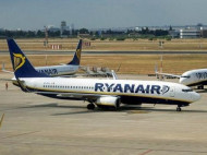 Уже никто никуда не летит: в Ryanair объявили о забастовке пилотов