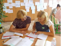 Плюс 20 процентов к зарплате: в Украине впервые проведут ВНО для учителей