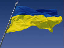 Мужчина прошёлся по набережной Ялты с флагом Украины: что из этого вышло (видео)
