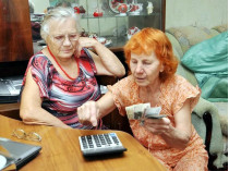 Для начисления пенсии используется средний заработок по стране