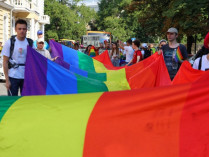 марш ЛГБТ в Одессе