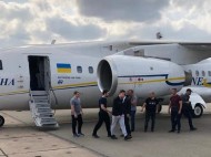 Решение морского трибунала приперло Путина к стене, — Порошенко об освобождении украинцев