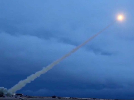 Запуск крылайто ракеты «Буревестник» в РФ