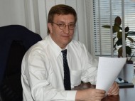 Зеленский уволил главу Службы внешней разведки и дал ему должность в СБУ