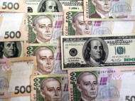 Упавший доллар побил трехлетний рекорд в Украине