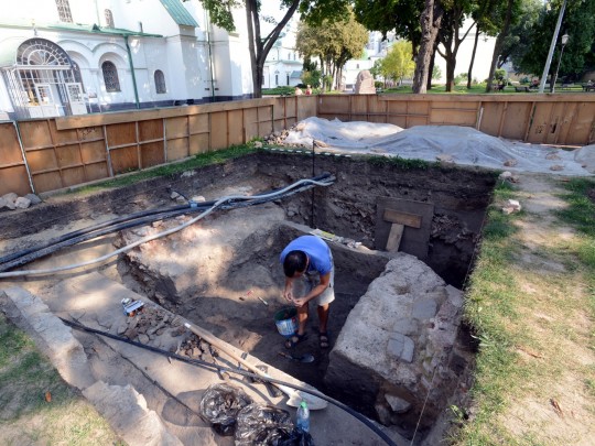 Возле Софийского собора обнаружено загадочное сооружение времен Киевской Руси