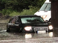 Ненастье на Закарпатье: Ужгород накрыла большая вода (впечатляющие фото и видео)