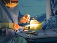 В частной клинике Херсона пациентке случайно "оторвали" голову: пришивали 12 часов