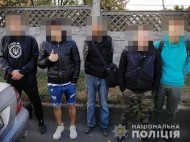 В Киеве по горячим следам поймали банду серийных грабителей с битами (фото) 