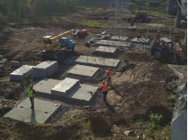 Появились фото строительства временного моста в Станице Луганской