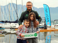 Павел Феднов, восьмилетняя Вика и семилетний Андрей побывали в 100 странах мира.