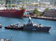 Агрессор наращивает силы: в Азовское море вошел малый противолодочный корабль РФ