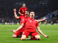 «Бавария» в Лондоне забила финалисту прошлой Лиги чемпионов семь (!) мячей: видеообзоры матчей 