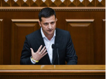 Зеленский перед заседанием Рады встретился со «слугами народа»: онлайн-трансляция из парламента