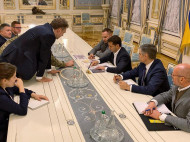 Зеленский провел срочное совещание с главами силовых ведомств: что обсуждали